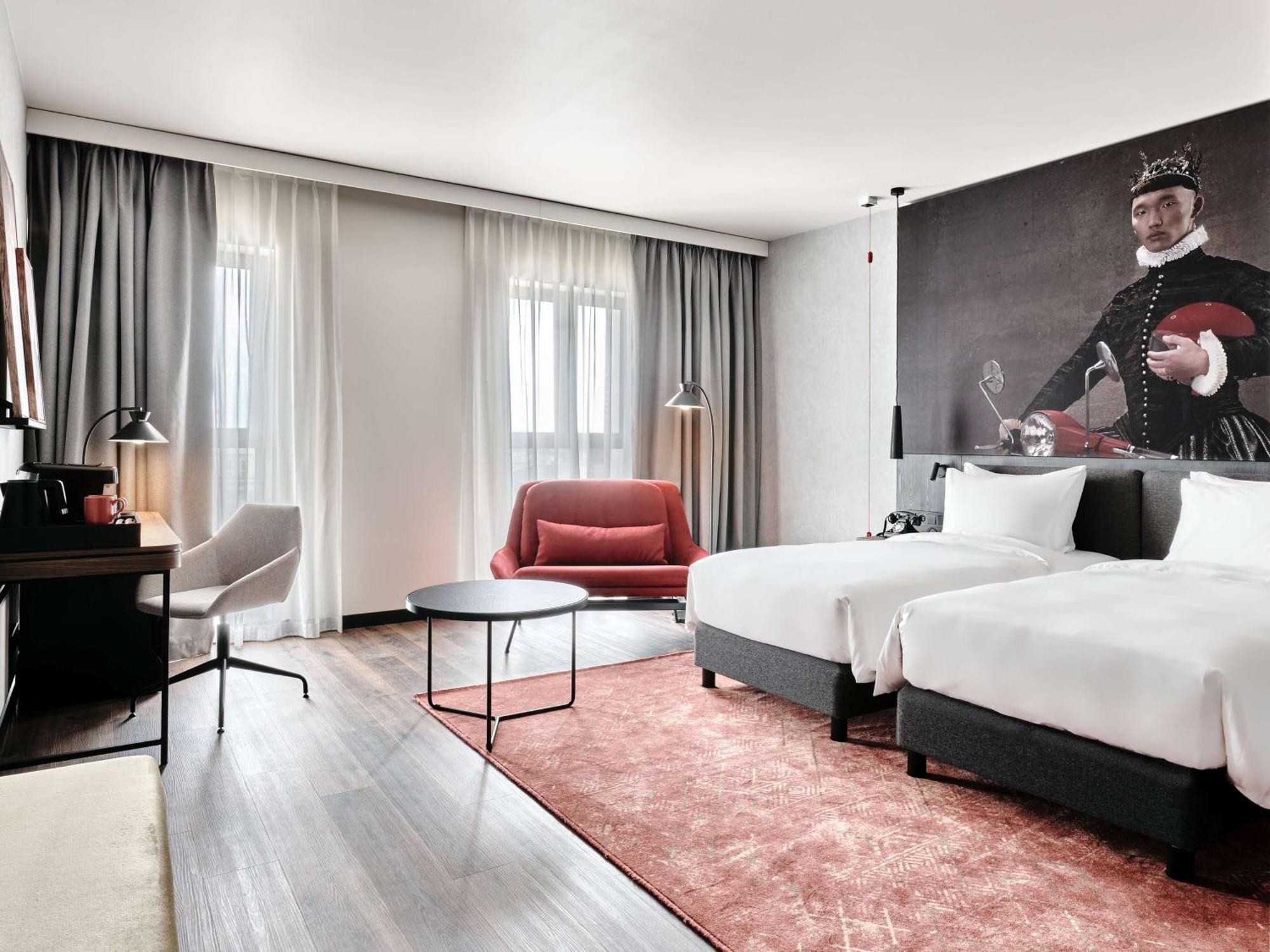 Radisson Red & Radisson Red Apartments, 4* Krakov