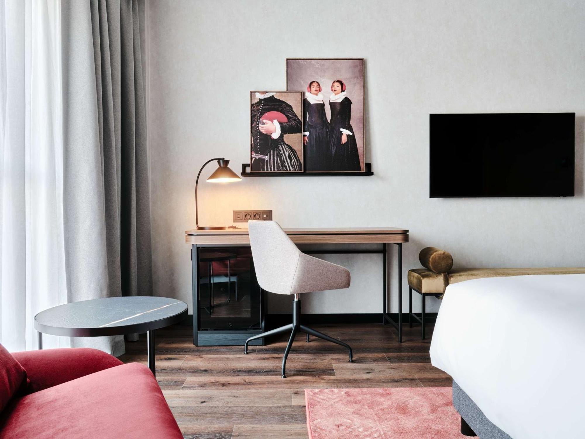 Radisson Red & Radisson Red Apartments, Krakow