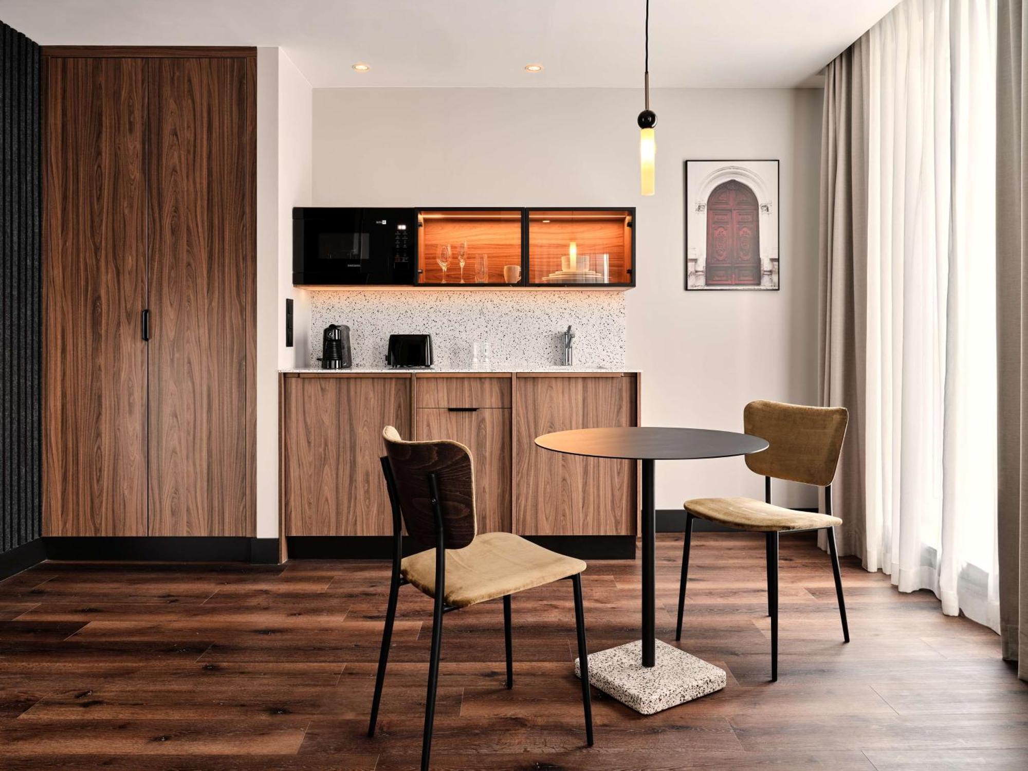 Radisson Red & Radisson Red Apartments, 4* Krakow
