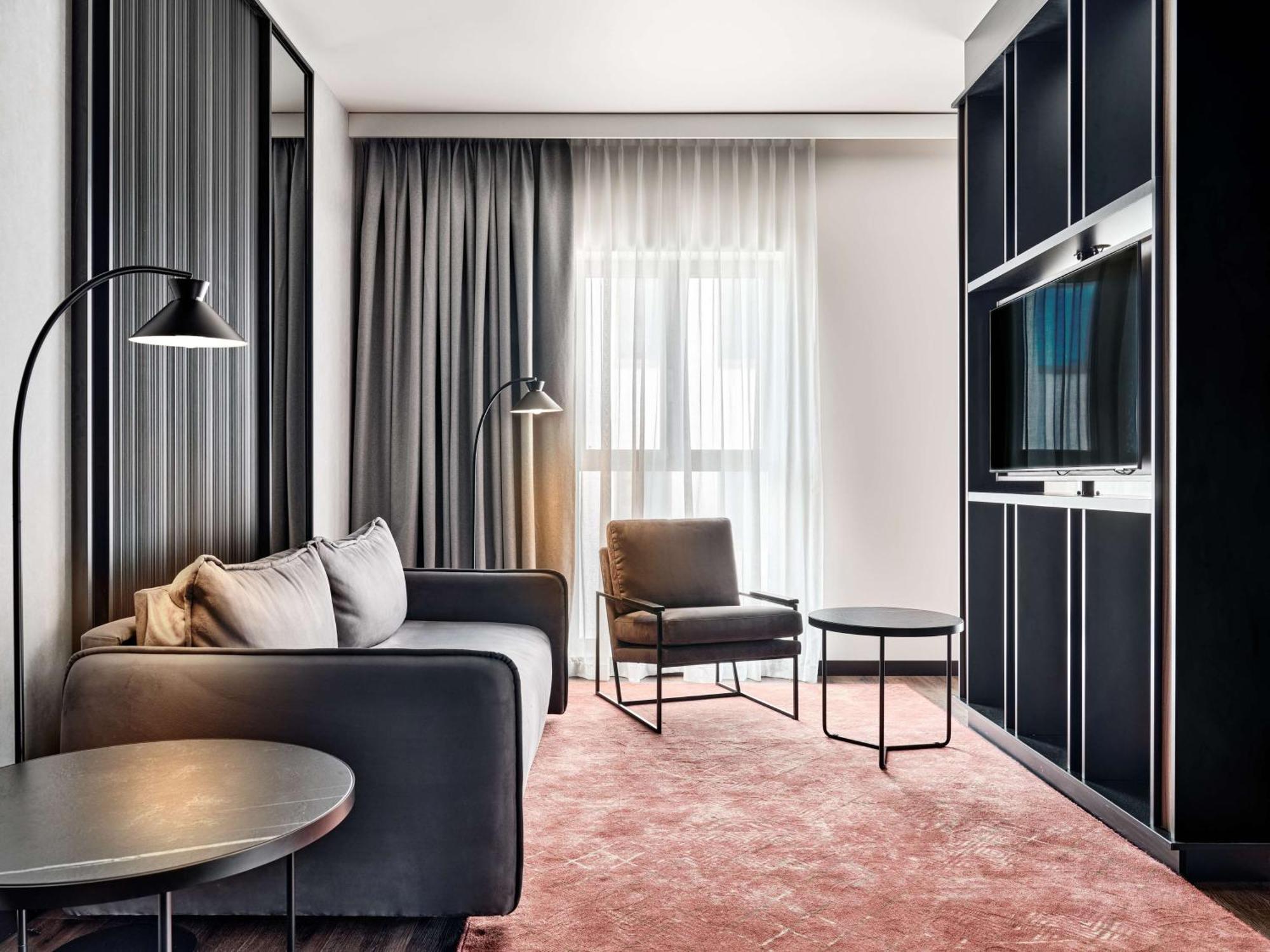 Hotel Radisson Red & Radisson Red Apartments, Krakov