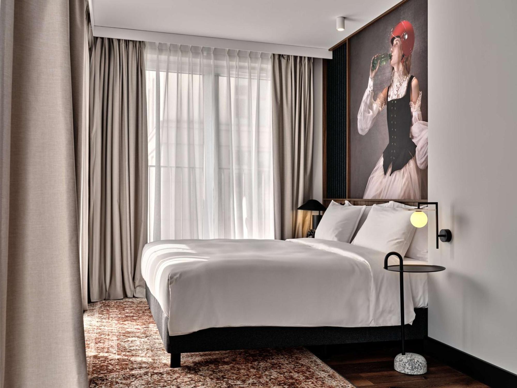 Radisson Red & Radisson Red Apartments, 4* Krakov